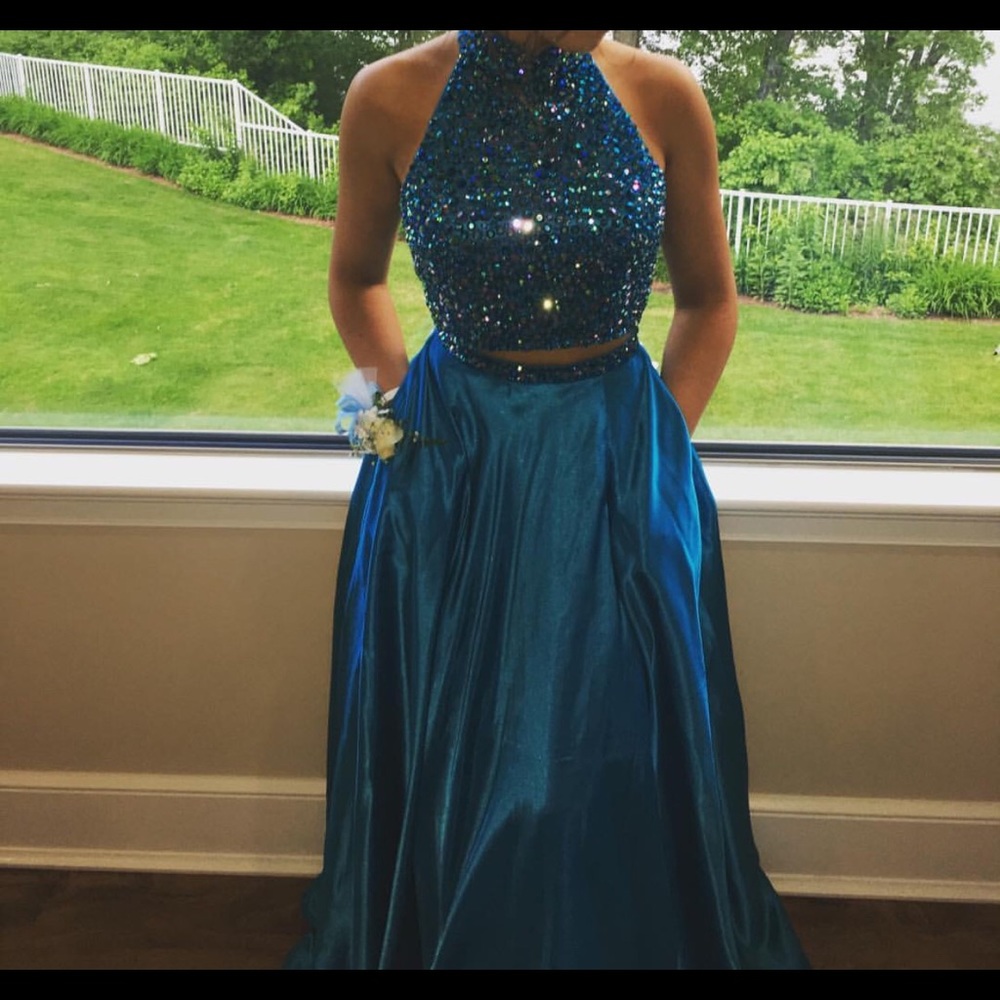 SHERRI HILL PROM DRESS!